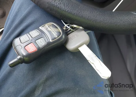 2008 Honda Civic Lx from USA, damaged, VIN 1HGFA16528L113363